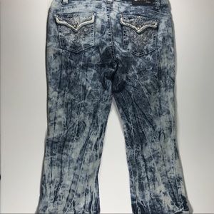 Sizzle jeans women’s Capri size jr 9 distressed